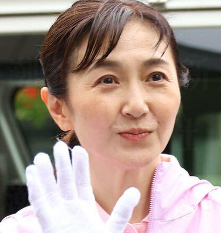 生稲晃子
